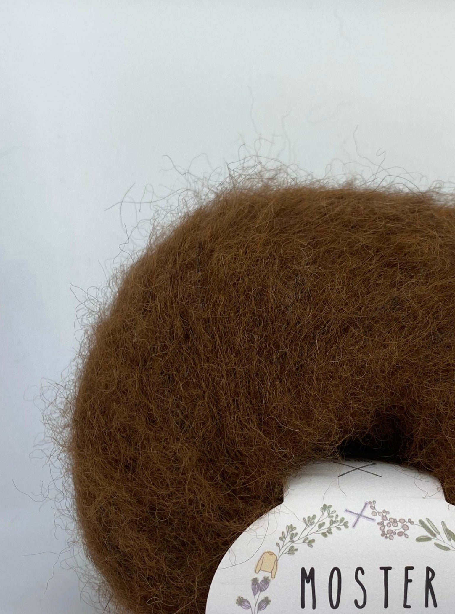 MOCHA BROWN (SUPERFINE ALPACA)
